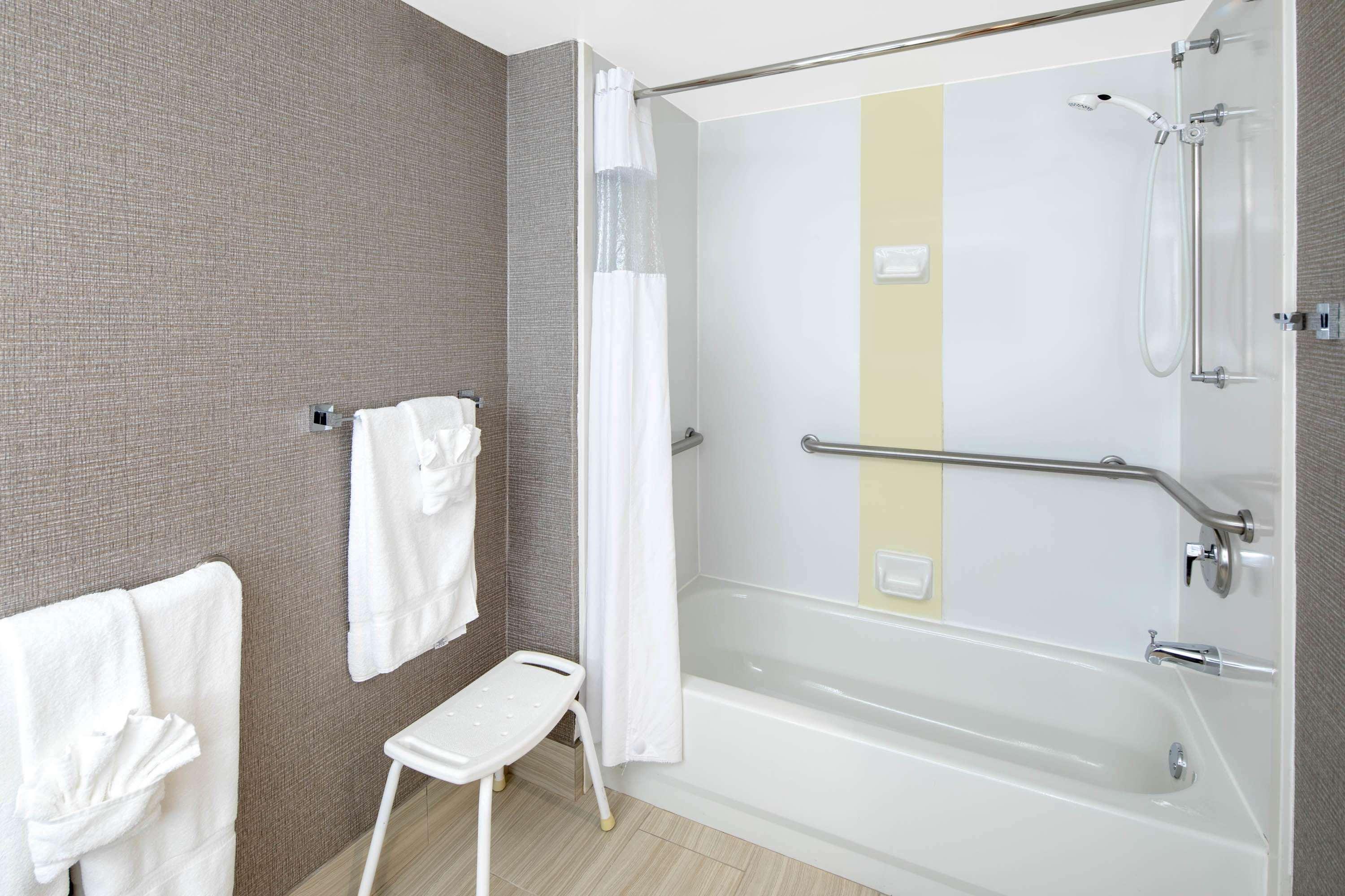 Wingate By Wyndham Greenville Airport מראה חיצוני תמונה